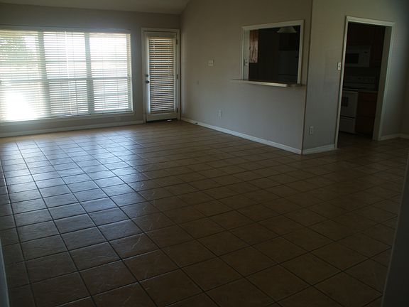 2nd image of 3526 Marigold Ct