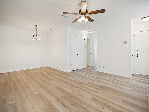 2nd image of 1200 Harwell Dr APT 1910