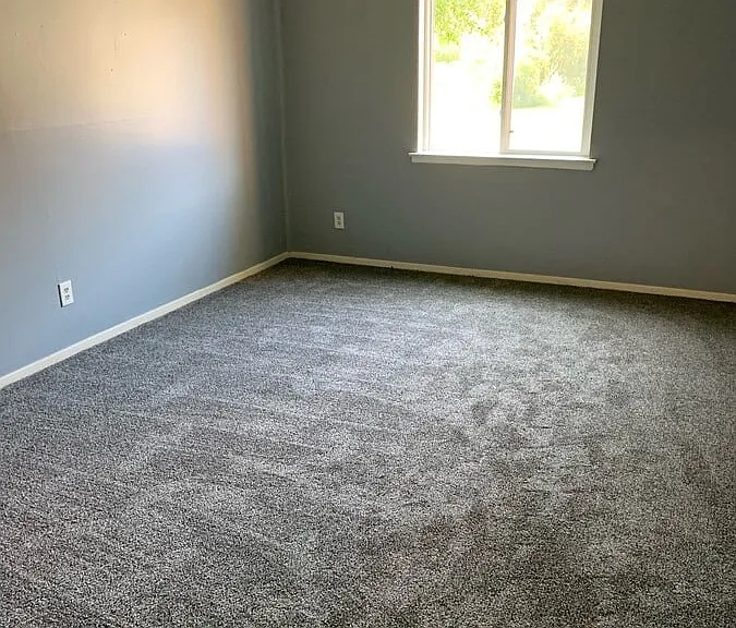 Royal Park Apartments — Photo 5