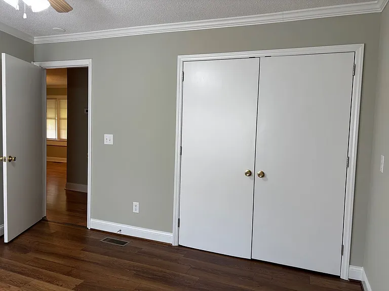 495 York St — Photo 16