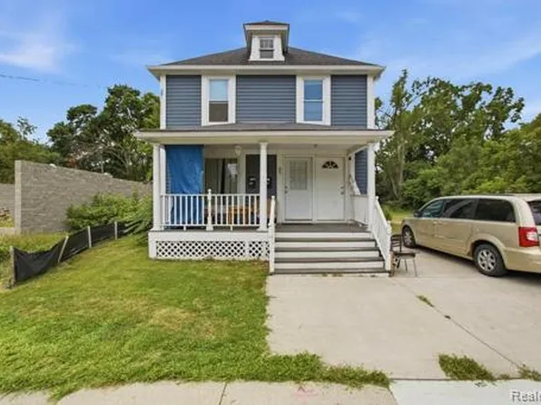 132 E Howard St, Pontiac, MI 48342