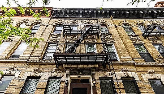 1st image of 423 Rogers Ave #1
