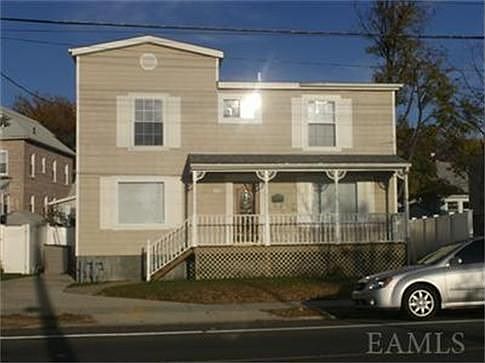 1st image of 422 City Island Ave