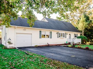 63 Darien Rd, Howell, NJ 07731