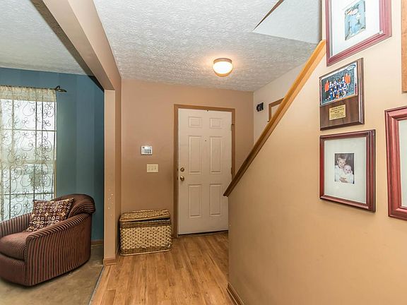2nd image of 1512 Grove Hill Dr