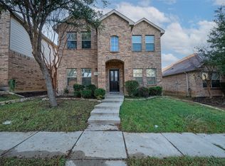 9016 Spurs Trl, Aubrey, TX 76227