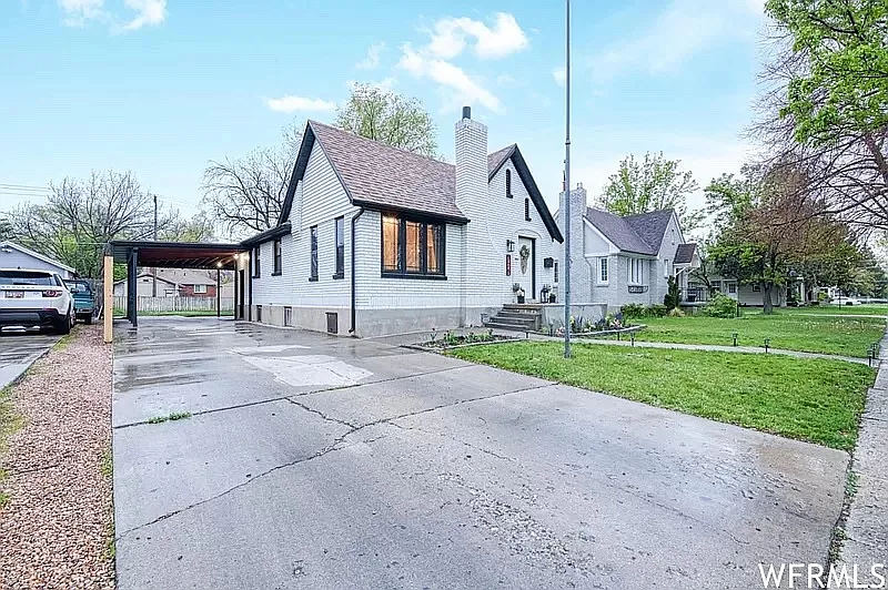 5 bed, 1900 sqft, $2,750 — Photo 3
