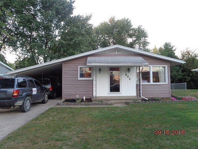 1st image of 802 Berkley Dr