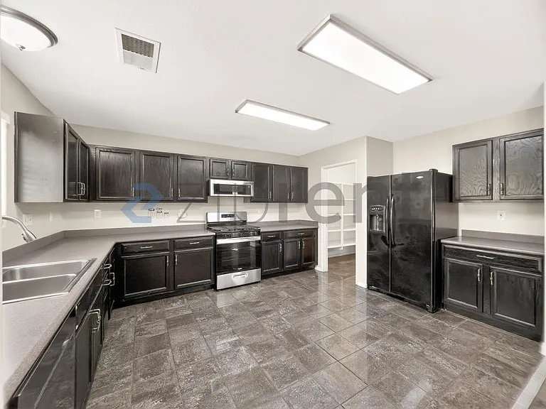 12104 Timberpointe Dr — Photo 30