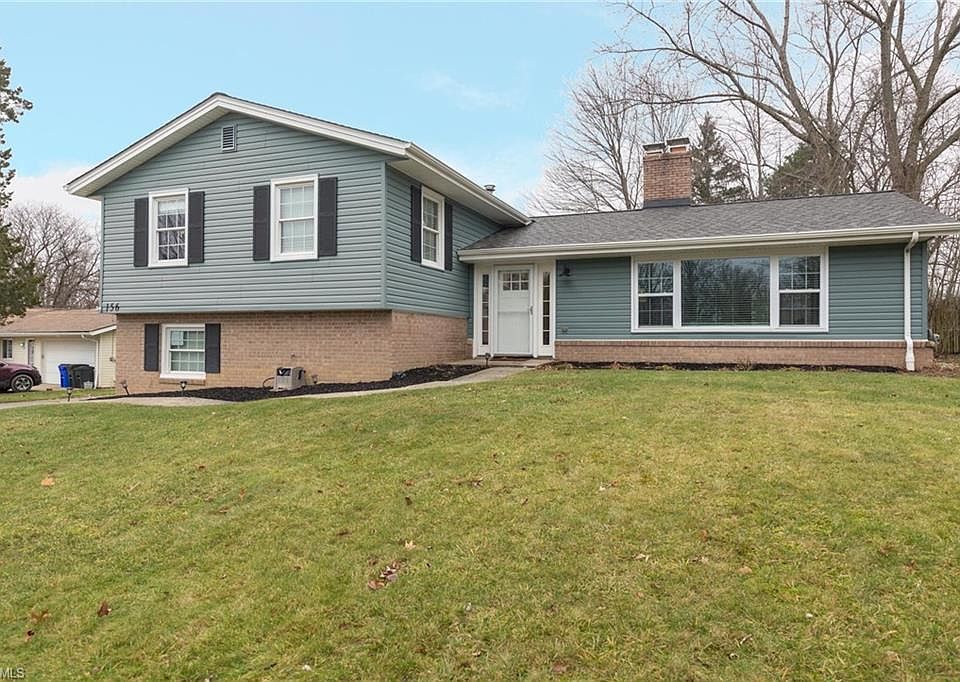 1st image of 156 Greenbriar Dr