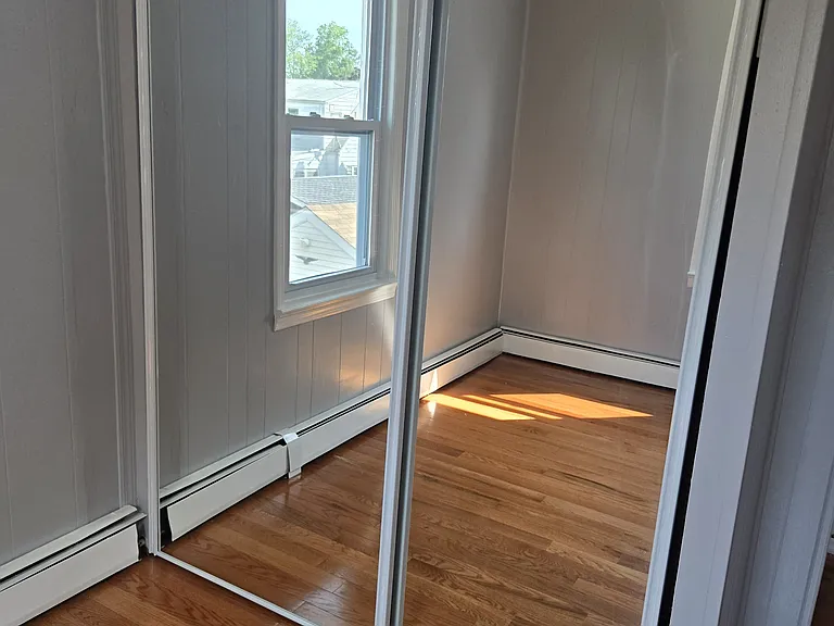 123 Liberty Ave — Photo 7
