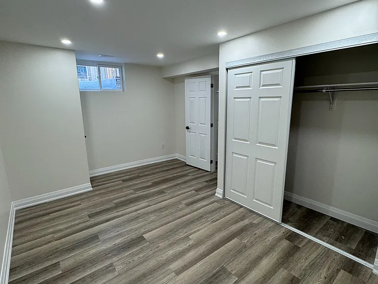 109 Connelly Dr — Photo 25