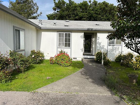 3rd image of 1438 S Novato Boulevard