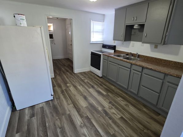 711 Santa Clara Ave APT B