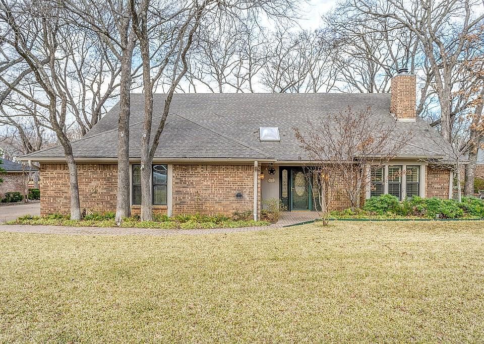 1st image of 4812 Tamanaco Ct