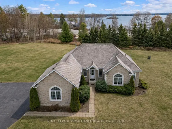 61 Conner Dr, Leeds And The Thousand Islands, ON K7G 2V4