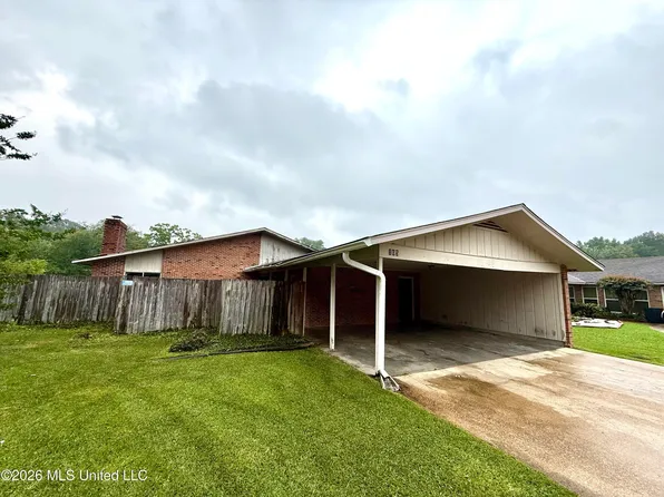 105 Carrie Dr, Clinton, MS 39056