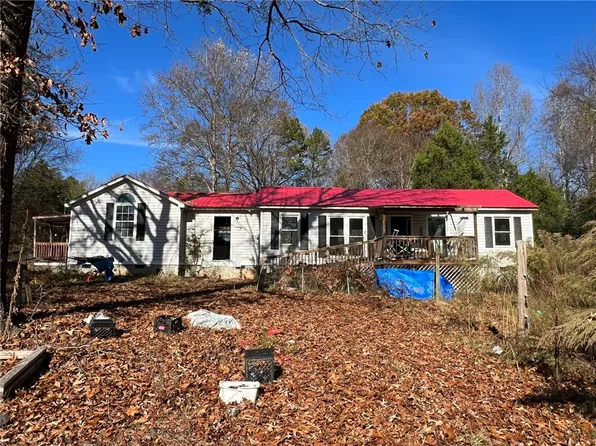 646 Millrock Church Rd, Gray Court, SC 29645