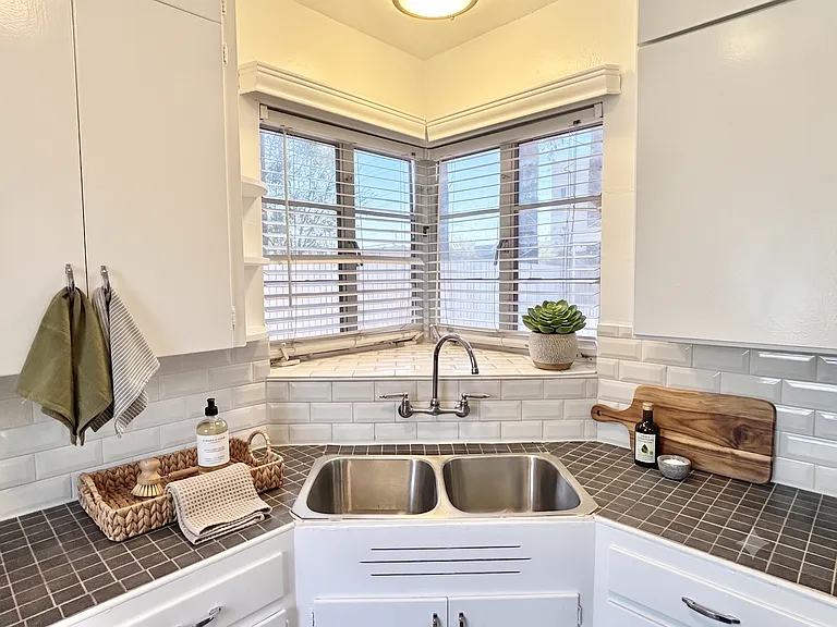 2605 N Virginia Cir #2605 — Photo 3