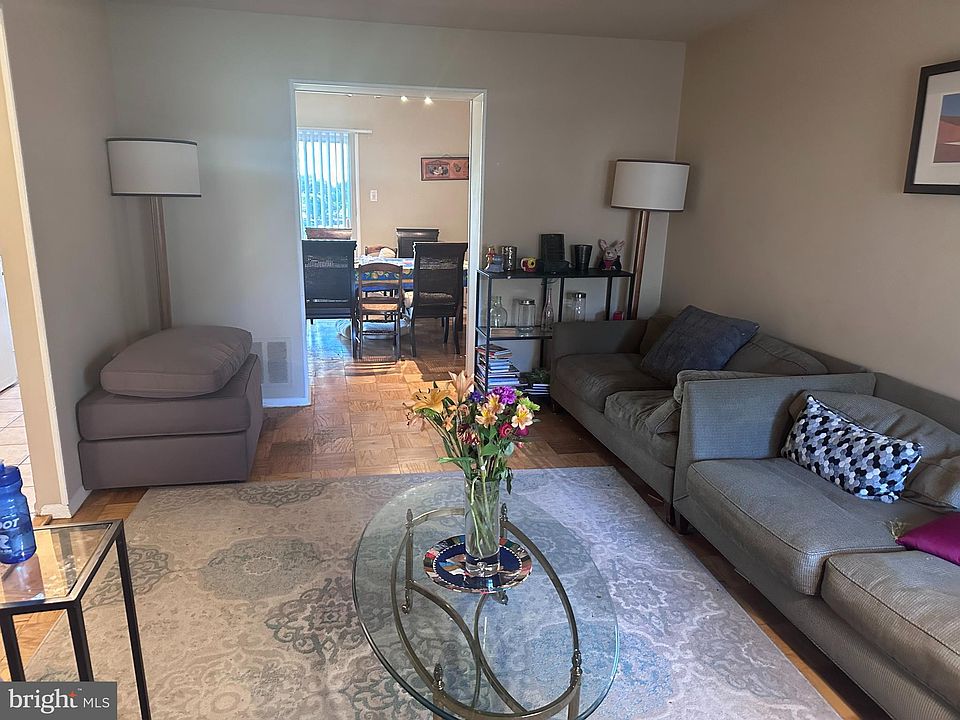 2nd image of 11221 Columbia Pike #31
