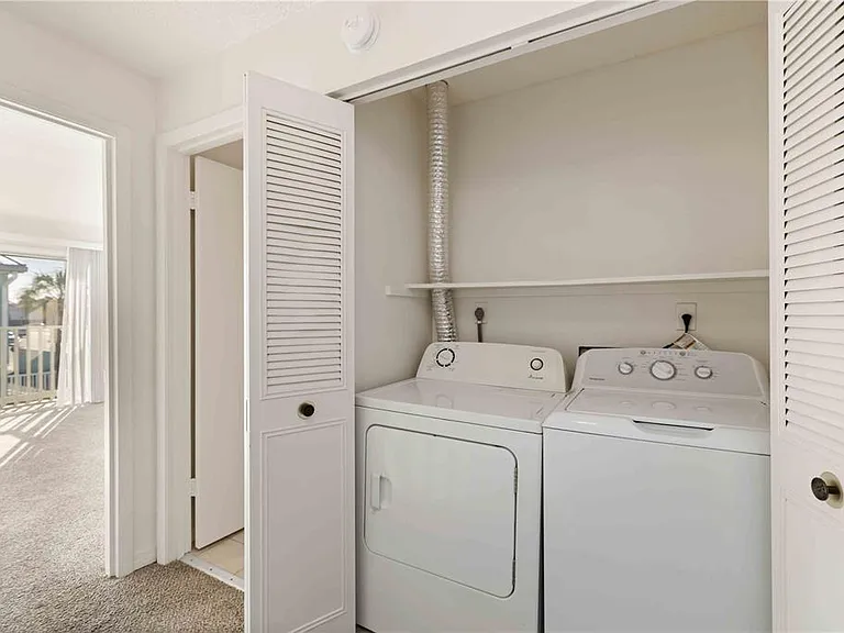 3569 Bee Ridge Rd — Photo 19