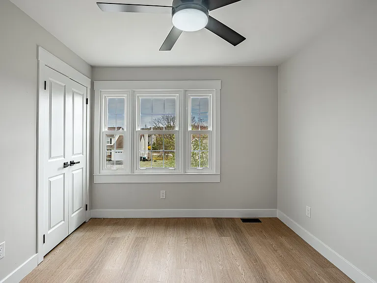 536 Summercroft Dr — Photo 25