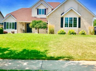 751 Seminole Ct, Crown Point, IN 46307