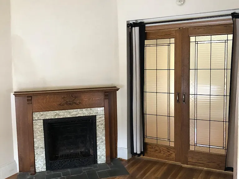 366 Woodmere Ave SE #1 — Photo 3
