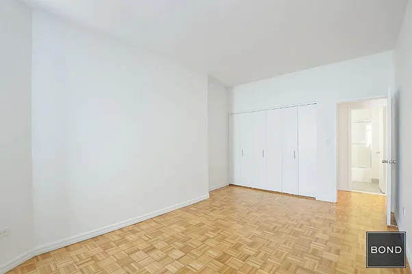 Rented by Bond New York | media 19