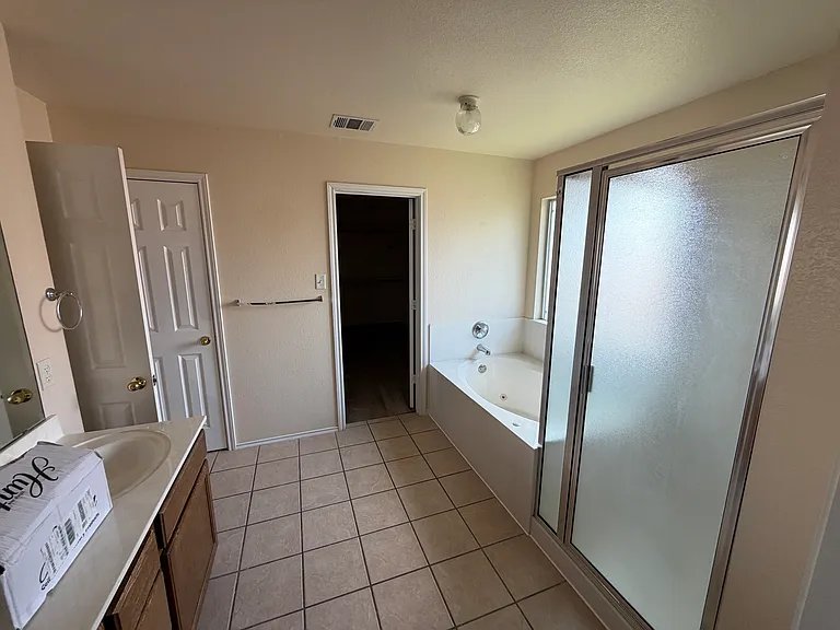 212 Lottie Ln — Photo 8