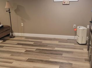 1318 Lander Rd, Mayfield Heights, OH 44124