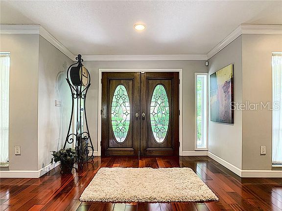5th image of 137 Harrogate Pl