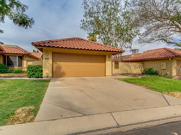 2nd image of 12337 S Shoshoni Dr