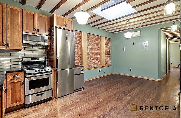 1st image of 194 Montrose Ave APT 1L