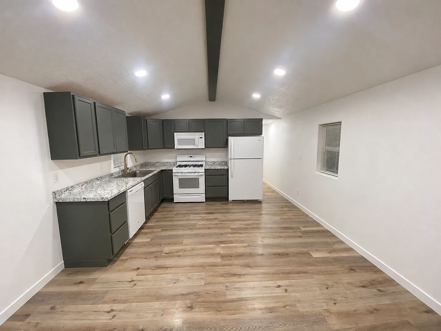 185 W 100 S — Photo 1