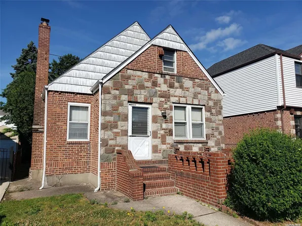 62-06 82nd Place, Middle Village, NY 11379