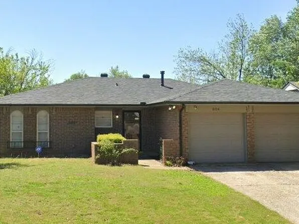 804 Holly Hill Rd, Edmond, OK 73003