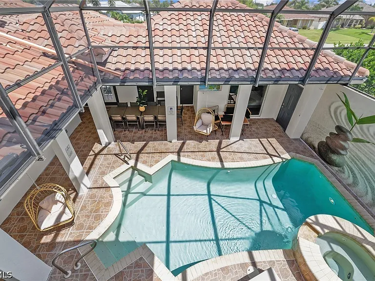 2250 SW 20th Ave — Photo 41