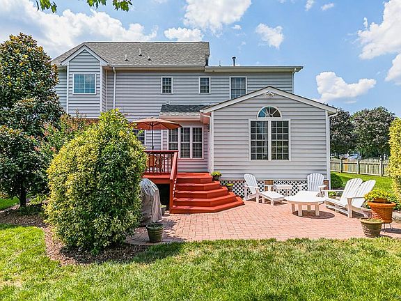 5th image of 11038 Stonefield Ct