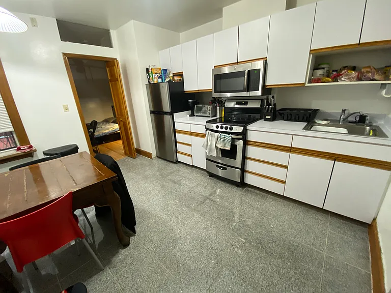 89 Prince St #2F — Photo 3