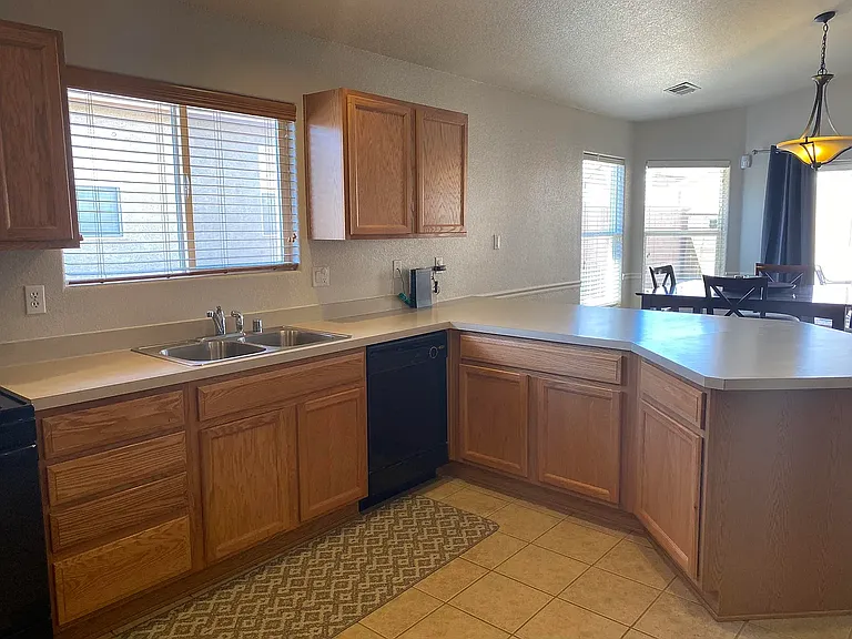 2623 Sun Canyon Ln SW — Photo 6