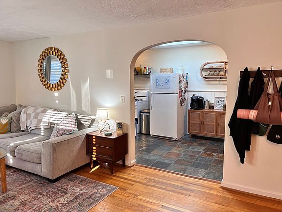 3rd image of 3834 Hyde Park Ave APT 5
