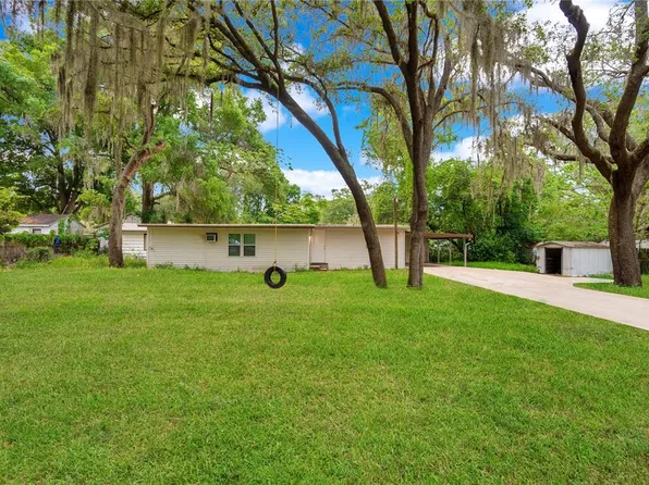 38341 Palm Grove Dr, Zephyrhills, FL 33542