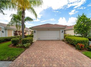 7615 Pesaro Dr, Sarasota, FL 34238