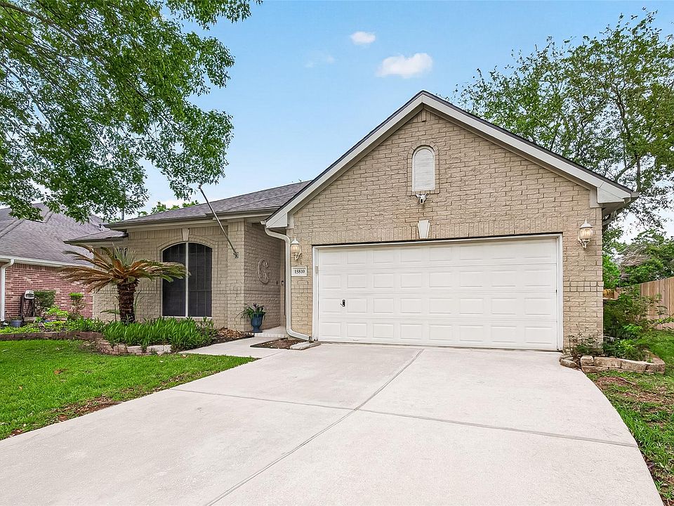 1st image of 15810 Heartwood Way