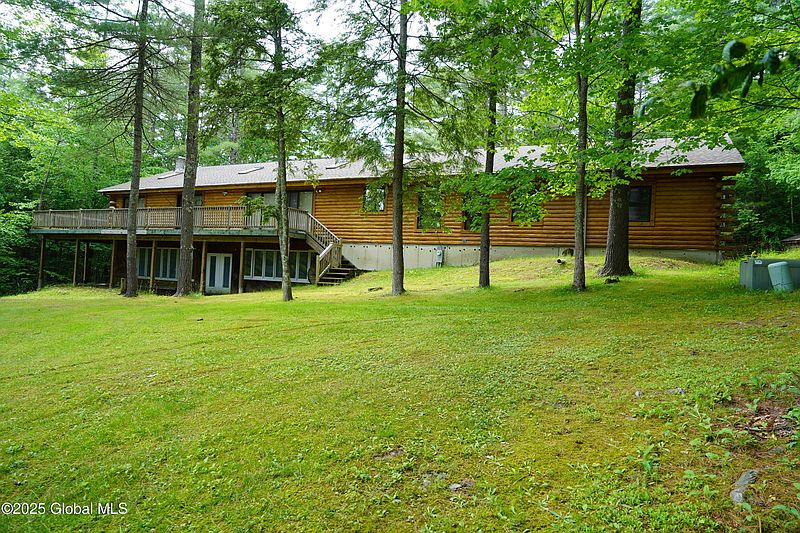 3rd image of 177 Lake Lorraine Way