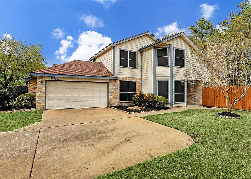1st image of 8534 Pine Falls Dr