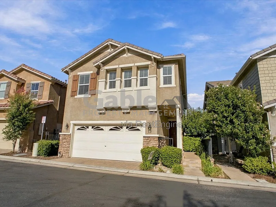 29386 Dakota Dr