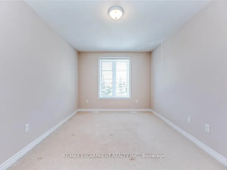 2340 Whistling Springs Cres — Photo 25
