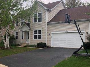 2505 Autumn Grove Cir, Aurora, IL 60504